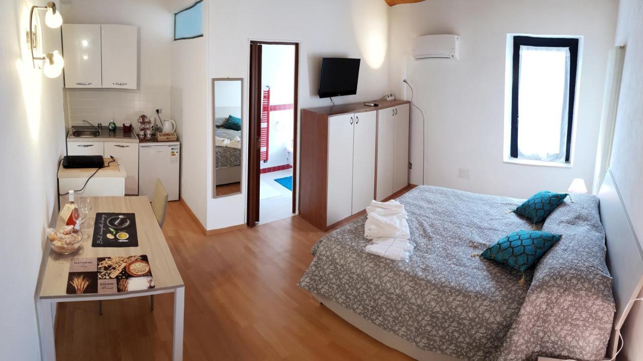 Da Enzo Hotel Desenzano del Garda Ngoại thất bức ảnh