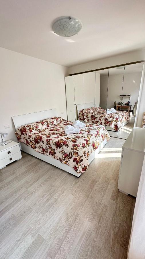 Da Enzo Hotel Desenzano del Garda Ngoại thất bức ảnh